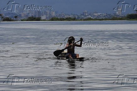 Cacau Pirêra inundado pelo Rio Negro