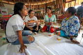 La lucha contra extractivismo y machismo reúne a mujeres indígenas en Amazonia de Ecuador