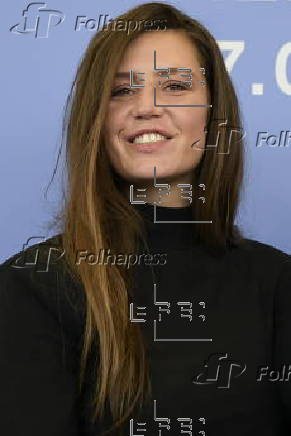 Chien 51 Photocall - 82nd Venice Film Festival