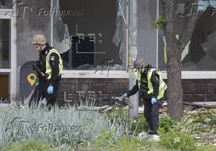 At least two people died and seven people were injured during the overnight Russian attack in Kyiv