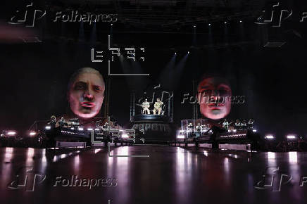 CONCIERTO DE CA7RIEL Y PACO AMOROSO