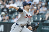 MLB: Detroit Tigers at Chicago White Sox