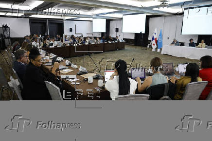 ONG ambientales debaten control de químicos en los plásticos ante negociación de tratado