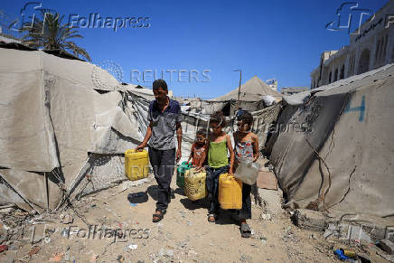 Scarce and unclean, water crisis deepens plight of displaced Gaza family