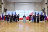 Polish Prime Minister Donald Tusk announces government reshuffle