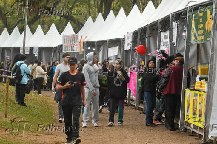Inicio da Festa das Cerejeiras 2025 no Parque do Carmo
