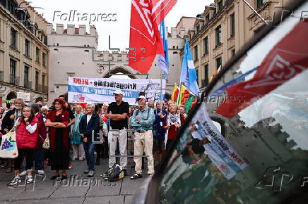 Rally commemorates Anti-War Day in Munich