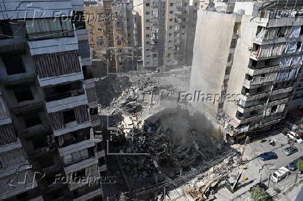 Israel carries out renewed airstrikes on southern Beirut neighborhood