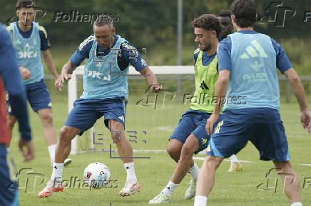 Primer entrenamiento del Oviedo en Primera División tras 24 años