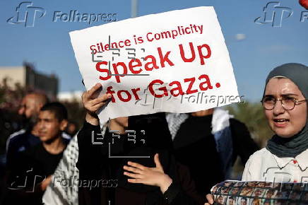 Israeli Arabs protest against famine in Gaza
