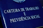Capa de uma carteira de trabalho