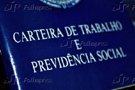 Capa de uma carteira de trabalho