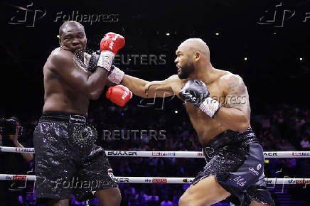 Frazer Clarke v Ebenezer Tetteh - Heavyweight contest