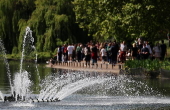 Warm weather in London