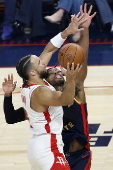 NBA Western Conference First Round playoff game four - Houston Rockets at Golden State Warriors