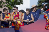El Barcelona celebrar el triplete con una rúa por las calles de la ciudad