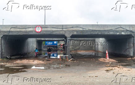 SISTEMA DE PROTECAO CONTRA CHEIAS / COMPORTAS / CHUVAS / ALAGAMENTOS