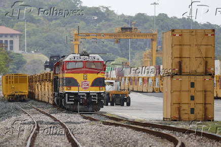 Optimismo en Panamá por compra del ferrocarril del Canal de Panamá por división de Maersk