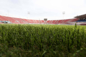 Nuevo pasto híbrido FIFA en el Estadio Nacional de Chile, que será sede del Mundial Sub-20
