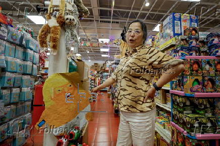 Atlanta toy store owner reacts to tariffs on China made products
