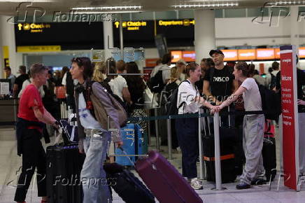 UK flights disrupted due to 'technical glitch'
