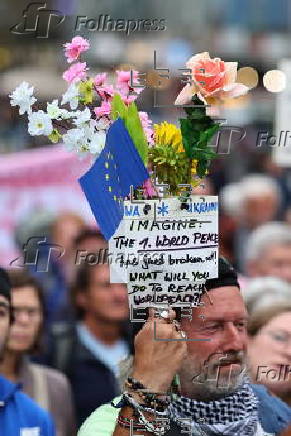 Rally commemorates Anti-War Day in Munich