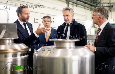 Outgoing Dutch Prime Minister Dick Schoof visits Zeeland province