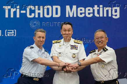Trilateral Chiefs of Defense meeting at the Defense Ministry in Seoul