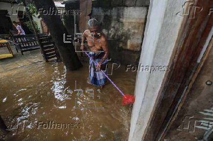 Aftermath of floods that killed hundreds in Sri Lanka