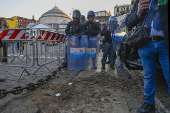 Demonstration against new security decree in Naples