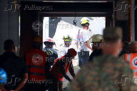 Aftermath of the Jet Set nightclub roof collapse, in Santo Domingo