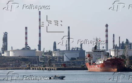 Tension between Israel and Iran may cause sharp increase in oil prices