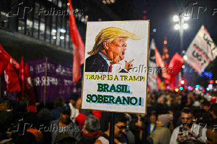 Manifestação pela taxação de grandes fortunas na Av. Paulista