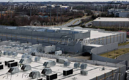 FILE PHOTO: Data Centers in Virginia, U.S.