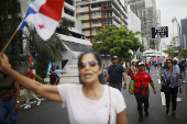 Panameños protestan contra la ley del seguro social y el acuerdo de seguridad con Estados Unidos