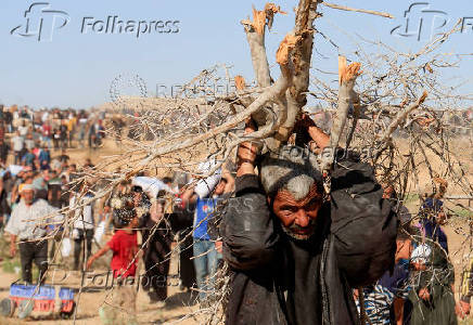 Visual story on the ordeal Gazans endure to get food under new aid distribution programme in Khan Younis