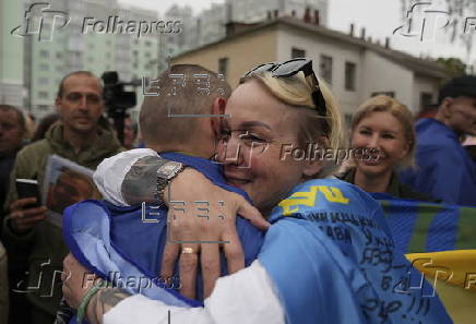 Russia and Ukraine exchange prisoners of war