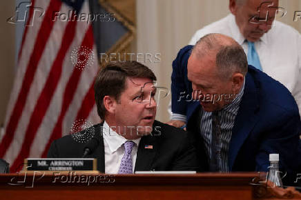 U.S. House Budget Committee advances Trump tax bill