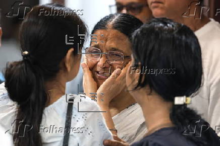 Funeral of co-pilot in Mumbai following Air India plane crash