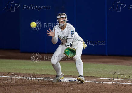 NCAA Softball: Women's College World Series-Mississippi at Oregon