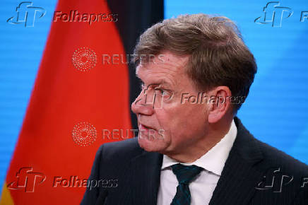 German Foreign Minister Johann Wadephul and Israeli Foreign Minister Gideon Saar attend a press conference in Berlin