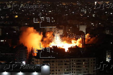 Israel carries out renewed airstrikes on southern Beirut neighborhood