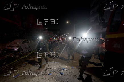Iranian missile strikes hit Bat Yam near Tel Aviv