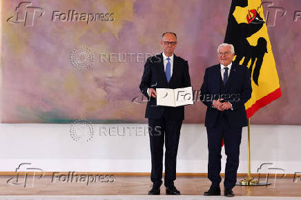 Incoming German cabinet members receive certificate of appointment in Berlin