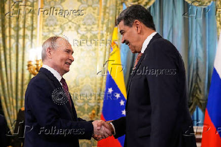 Russian President Putin and Venezuelan President Maduro meet in Moscow