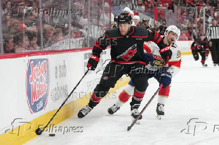 NHL: Stanley Cup Playoffs-Florida Panthers at Carolina Hurricanes