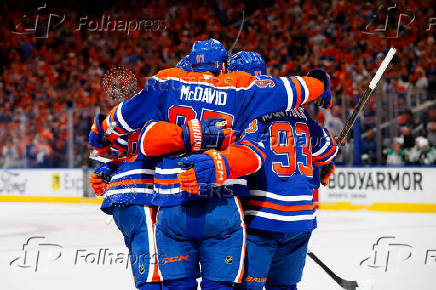 NHL: Stanley Cup Playoffs-Dallas Stars at Edmonton Oilers