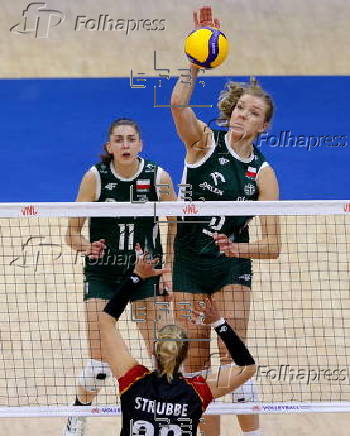 FIVB Volleyball Women's Nations League - Germany vs Poland