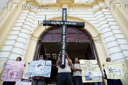 Solicitan que Iglesia católica se pronuncie por las violaciones y detenidos en El Salvador