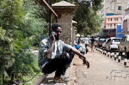 As Kenya marks anniversary of deadly protest, counter-protesters raise fears of new violence in Nairobi